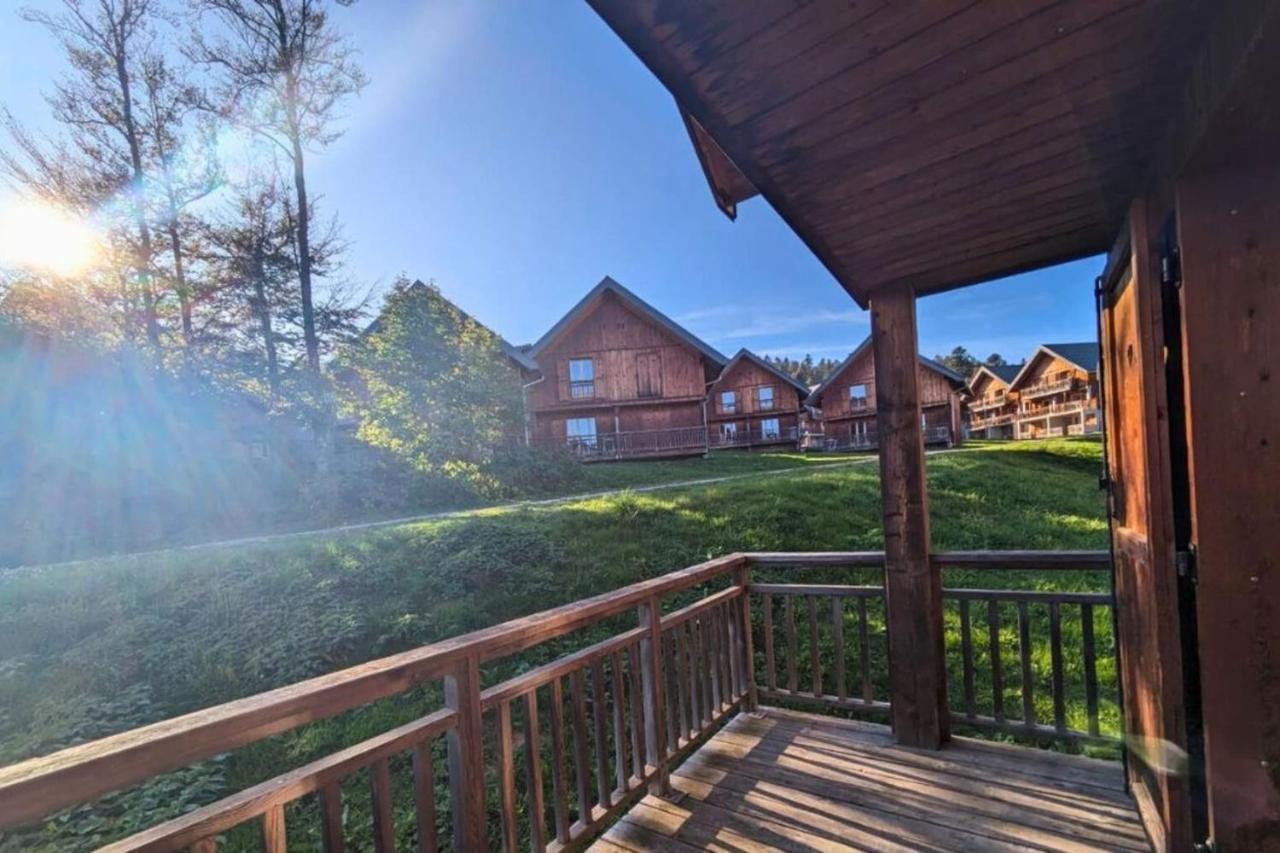 Chalet Moeki Acces Piscine Sauna Les Deserts  Exterior photo