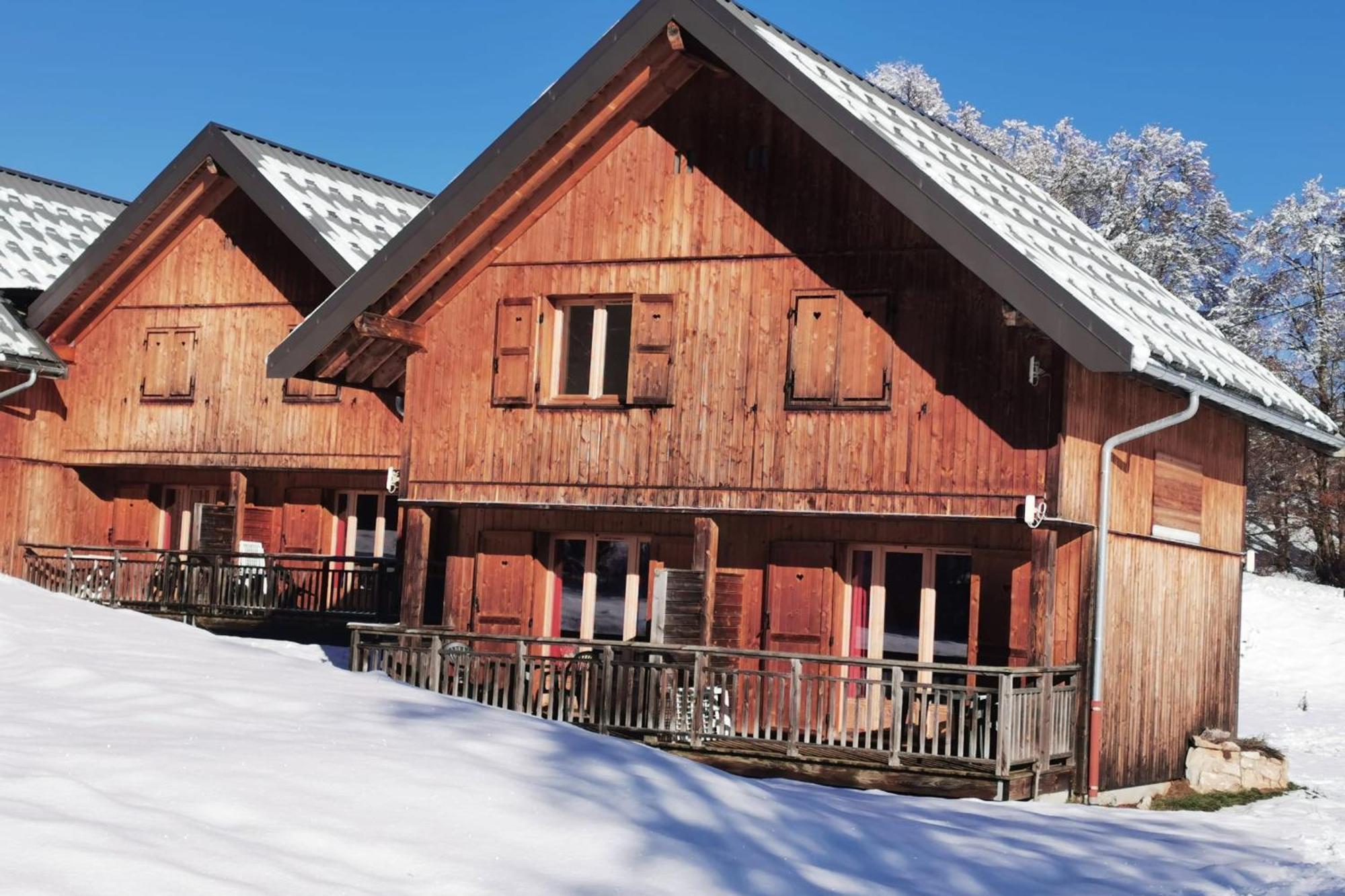 Chalet Moeki Acces Piscine Sauna Les Deserts  Exterior photo